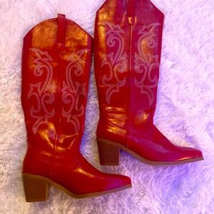 Red cowboy boots 8